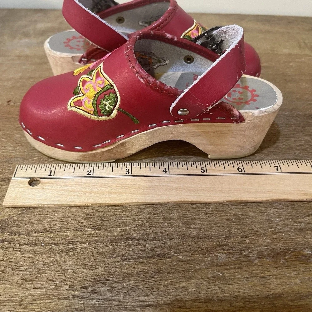 Hanna Andersson Red Floral Leather Wooden Clogs Girls EU 27 Back Strap READ‎